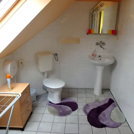 Ubytovani Eva Apartment